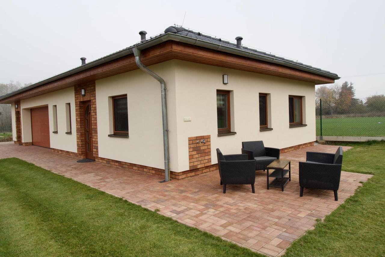 Apartman Uprostred Trojuhelniku Praha - Karlovy Vary - Plzen Kolesovice Εξωτερικό φωτογραφία