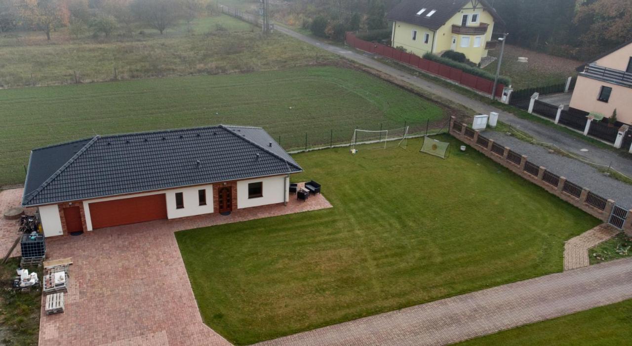 Apartman Uprostred Trojuhelniku Praha - Karlovy Vary - Plzen Kolesovice Εξωτερικό φωτογραφία