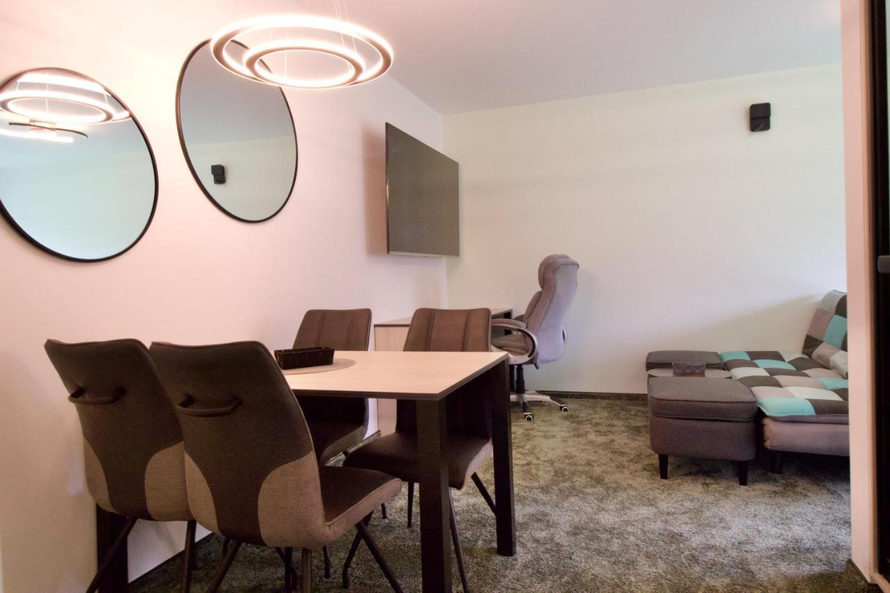 Apartman Uprostred Trojuhelniku Praha - Karlovy Vary - Plzen Kolesovice Εξωτερικό φωτογραφία